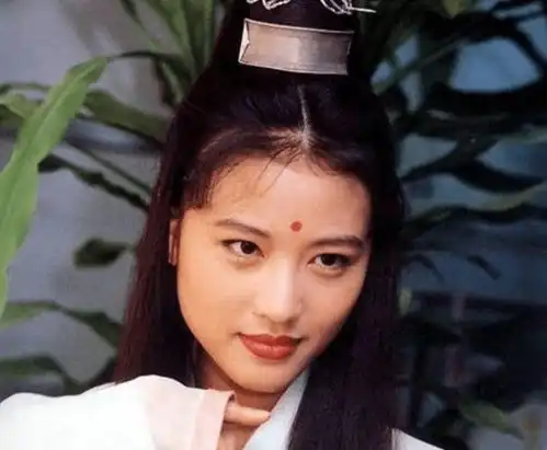 上海滩里的丁力,如今身家远超周润发,三任老婆都是美女