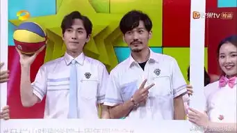 踩气球大战,朱一龙气喘吁吁两字回应何炅,谁注意到白宇的举动
