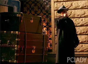 古董华服古董箱一步之遥竟是lvarmani时尚大趴图
