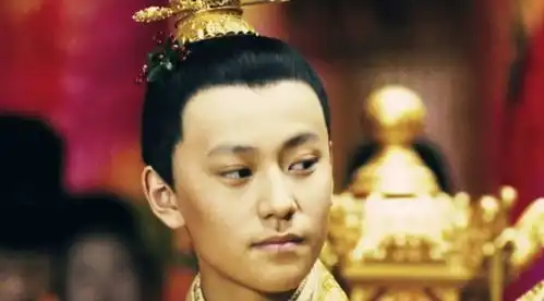 与杨紫分手1年,转身爱上毛晓慧的秦俊杰,现在过得怎么样