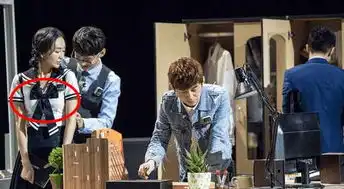 王鸥穿校园制服拍下,被网友吐槽没穿胸罩,画面不可描素
