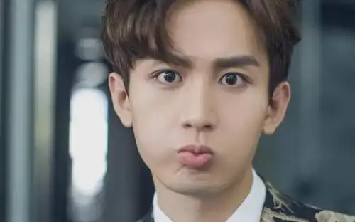 演戏全靠配音求求这8位哑巴演员,别再尬吹演技了
