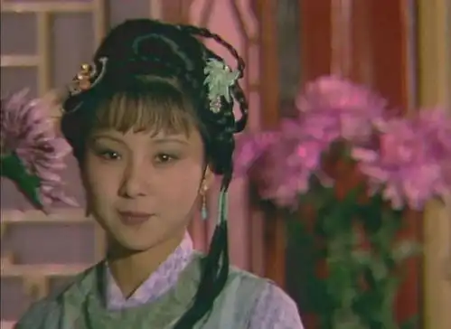 红楼梦晴雯对小红和芳官双标的背后,是利益驱使