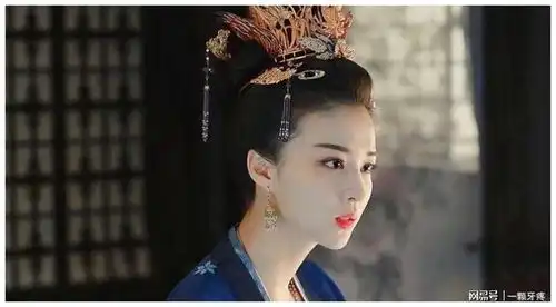 22岁小花和御赐小仵作男主疑似恋情曝光,和阚清子长得真像