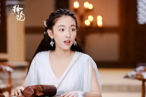 从何以笙箫默到我只喜欢你,吴倩走红初恋脸功不可没
