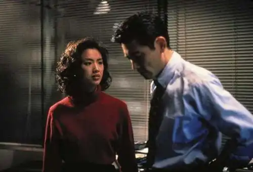 央视气象先生宋英杰娶小12岁师妹,49岁才做父亲,如今怎样了
