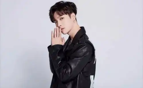 扫黑风暴的张艺兴,演技可圈可点,归国四子中清醒的一位