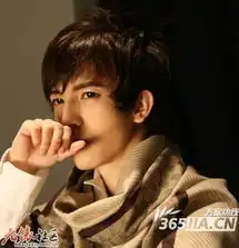 韩寒停刊郭敬明文艺风飘红独爱美女主编揭秘郭敬明经典造型