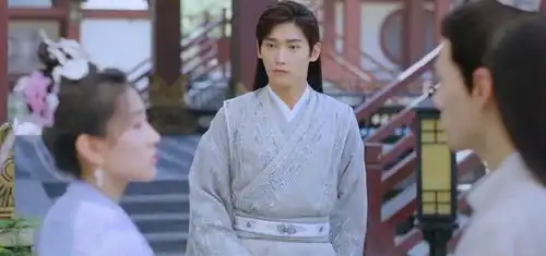 男男cp流行双世宠妃3男男互动多,男女主亲热戏男二都在