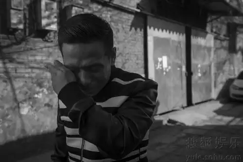 大鹏煎饼侠曝新版预告众笑星上演迷之感动