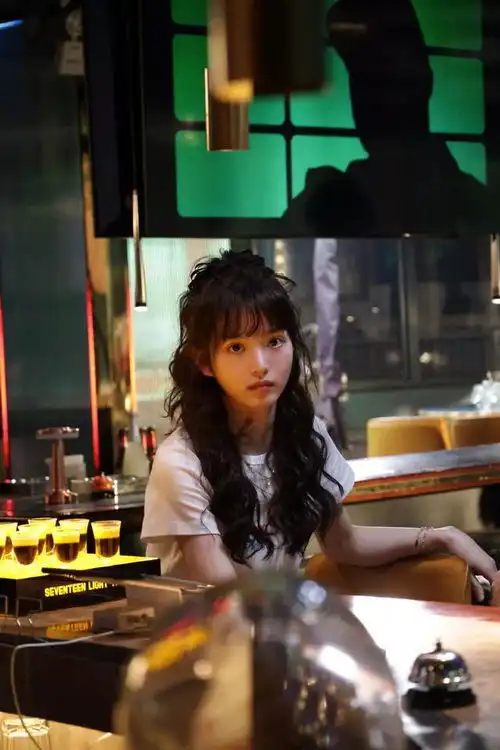 田曦薇大大眼睛好可爱