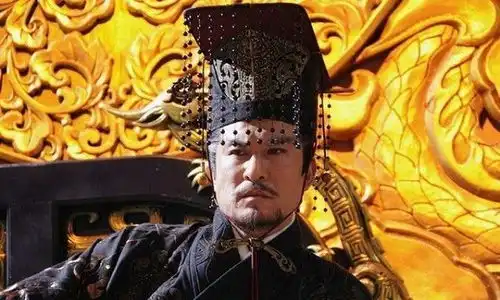 秦始皇大规模修路,不止为了游山玩水,还有更大秘密
