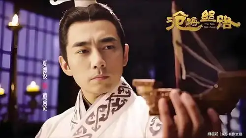 央八首播38集都市大剧来袭,左小青主演,开启凤凰涅槃新生之路
