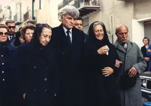 三十年,不归家的秘密天堂电影院