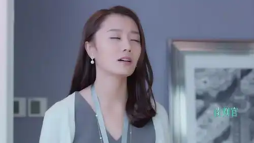 美女觉得让写检查报告还不如被辞退,都是不爱学习的人