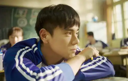 匆匆那年中方茴变得狠,不是不喜欢乔燃,而是另一种遗憾