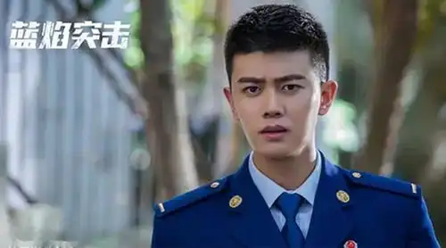 胡一天5部待播剧,肖战王一博3部待播剧,谁会是2021年的霸屏男神
