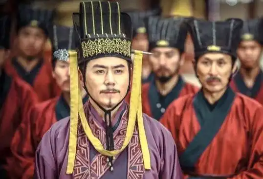 著名演员常铖牵手曲翊宏相差14岁的婚姻相爱相杀