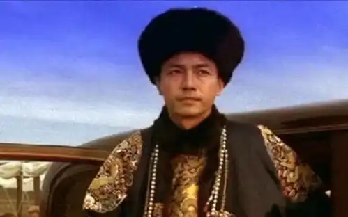 他差点当上末代皇帝,一直在谋求复国,临终前什么,大清亡了
