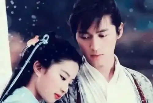 率先给胡歌刘亦菲结婚辟谣的竟然是歌菲超话是的cp粉,还称两人不太熟