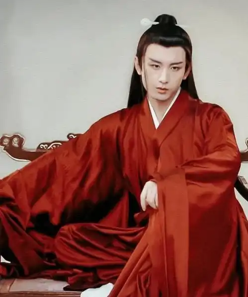 赢过肖战,稳坐c位,成毅的4亿与君歌又是大男主高光剧
