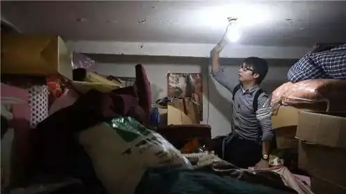 为了母亲别那么辛苦,28岁儿子把蜗居改成别墅,还能开店