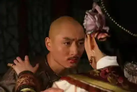 甄嬛传恋嫂情结甄嬛至死不知,果郡王只把她当替身