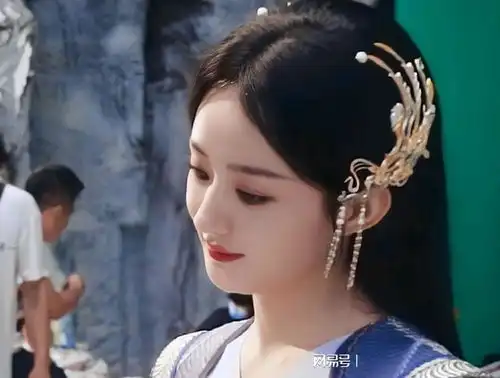 与凤行520剧照引大v惊叹,赵丽颖真是古装的神
