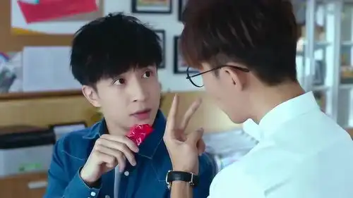 我们的少年时代白舟怀疑陶西知道真相,任何事情都逃不过班主任
