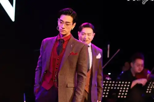 展览演出
