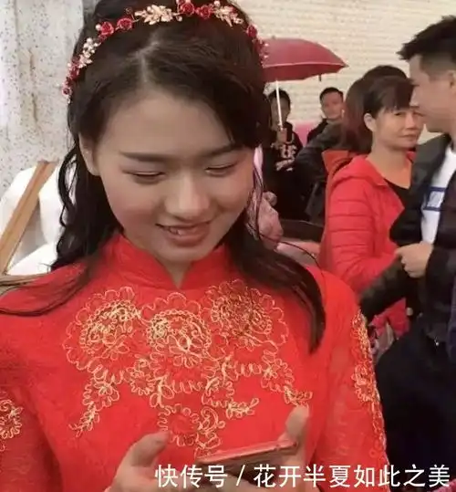 翁佳娜爆红是因为她是一个文化符号,一个审美印记