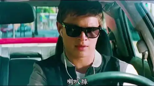 跑车加美女,街头狂飙看到热血沸腾