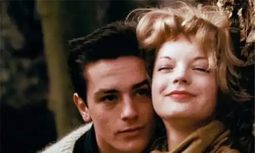 法国第一美男阿兰德龙多次背叛茜茜公主,如今仍孑然一身
