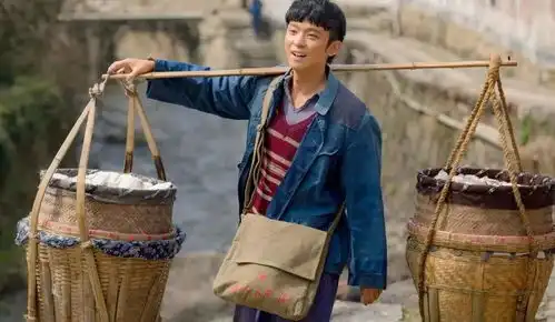 捧红过范冰冰的内地第一经纪人,终于捧红了儿子