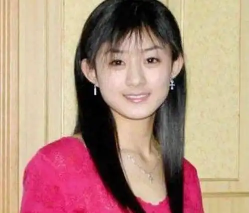 草根出身的赵丽颖,春风得意的冯绍峰,这10多年真是风水轮流转
