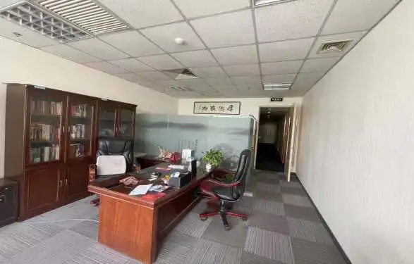 精装修户型方正紧邻地铁随时起租配套齐全正对电梯出租办公楼租赁北京我爱我家