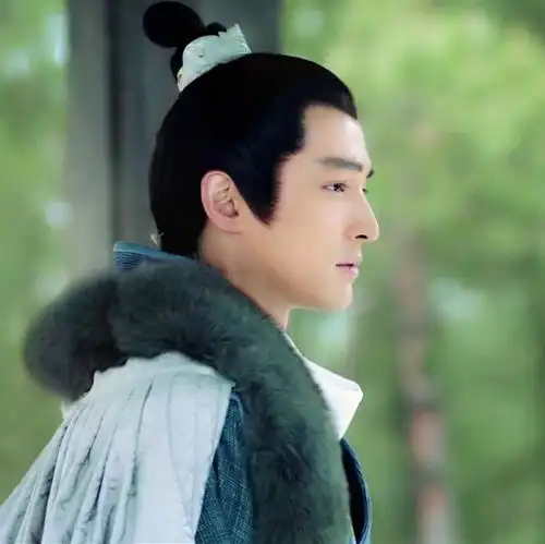 侧颜最帅气的古装男神,杨洋胡歌李易峰,比不上他
