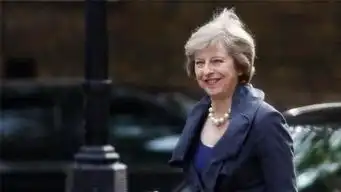 英国经历脱欧恐袭火灾后梅发表自己就职一周年的演讲2
