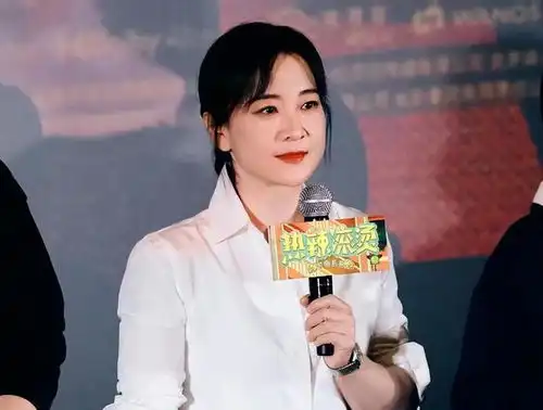 王牌对王牌第九季开始筹备,很多网友猜测,贾玲这一季要回归