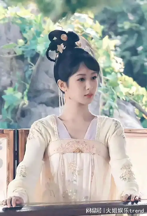 杨紫邓为长相思路透照曝光,邓为是谁