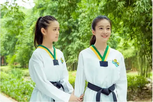 旋风少女张雪迎闪亮登场天才少女宗师剧照欣赏
