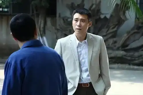 演员李乃文,47岁不温不火不炒作,与影后颜丙燕是好友,感情成谜
