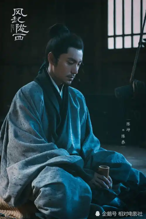 杨紫杨颖新剧同天发布剧照前者题材占优,后者阵容更为豪华
