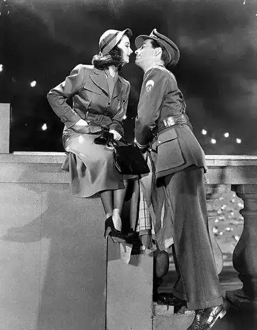 昨日重现佳人再见,美极了
