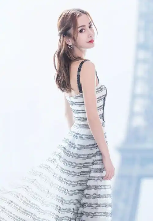 夏天穿裙子4不要,不然真的会很难看
