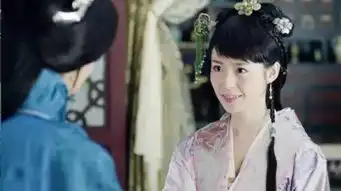 她是郑爽景甜的同班同学,是吴亦凡拼命想保护的女人,一出道就睡了王凯,人美资源好的她为何还不红