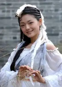 新一代狐狸精,李依晓妖艳,最low的只服她两