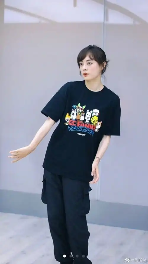 孙俪生日,陶昕然因此收获了热度,太聪明
