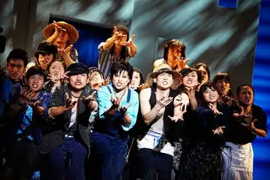 音乐剧妈妈咪呀