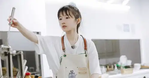 中餐厅赵丽颖谈钱色变,这个瞬间变脸太好笑了,持家小能手